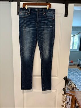 American Eagle Outfitters Men’s Skinny Jeans in Dark Blue Wash